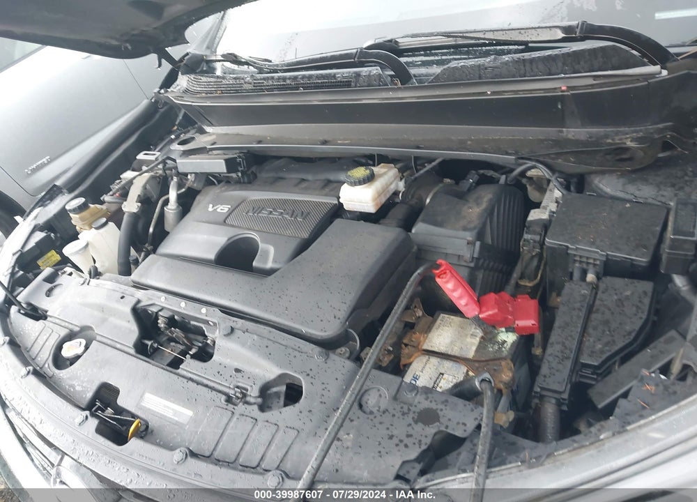2018 NISSAN PATHFINDER SV VIN: 5N1DR2MM6JC653721
