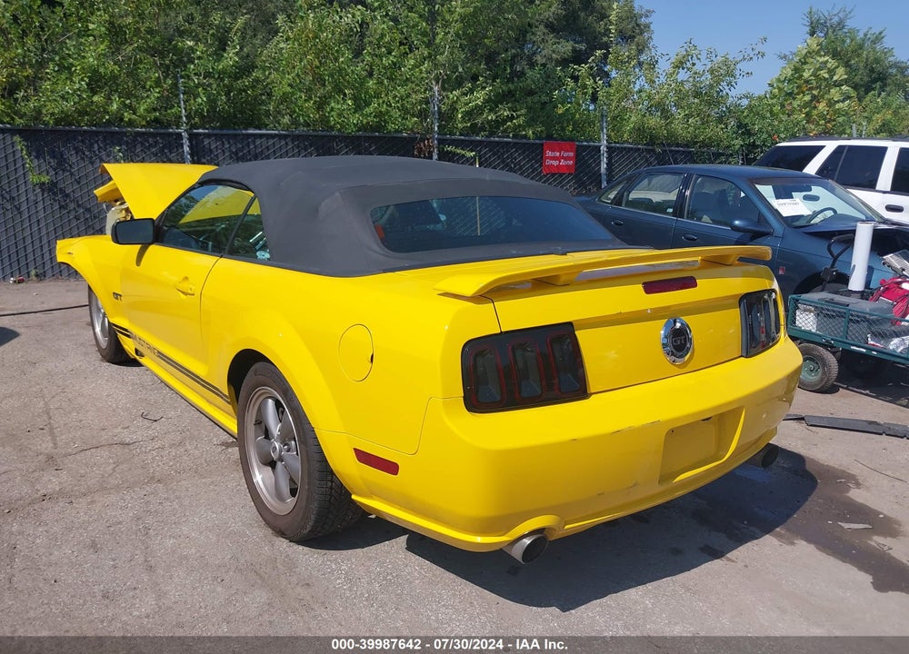 2006 FORD MUSTANG GT VIN: 1ZVFT85H565194855
