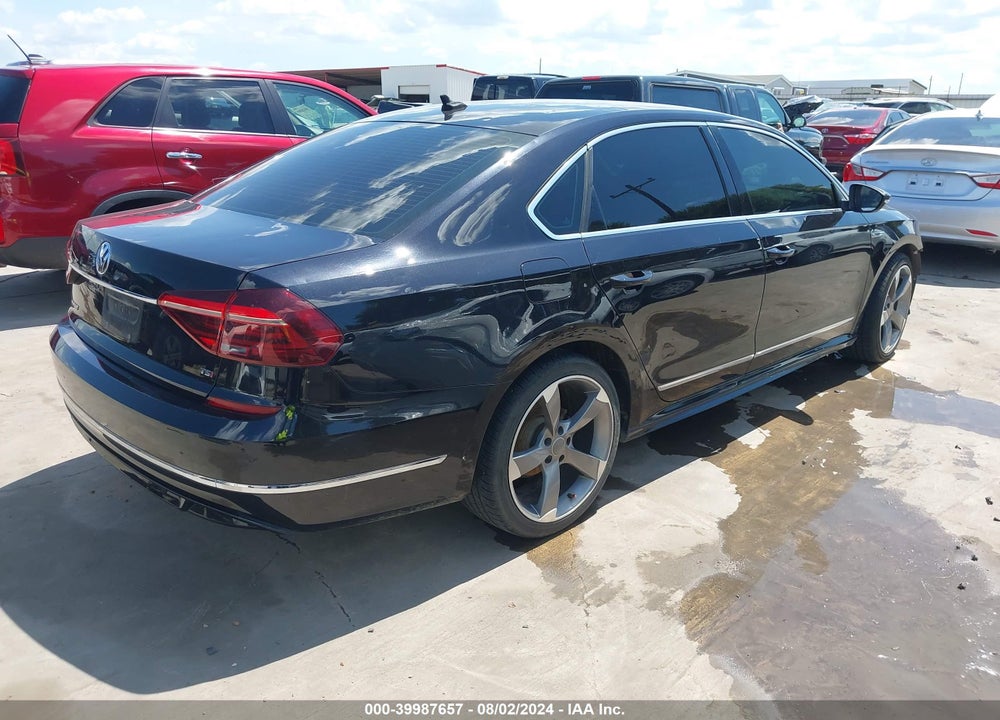 2017 VOLKSWAGEN PASSAT 1.8T R-LINE VIN: 1VWDT7A33HC083862