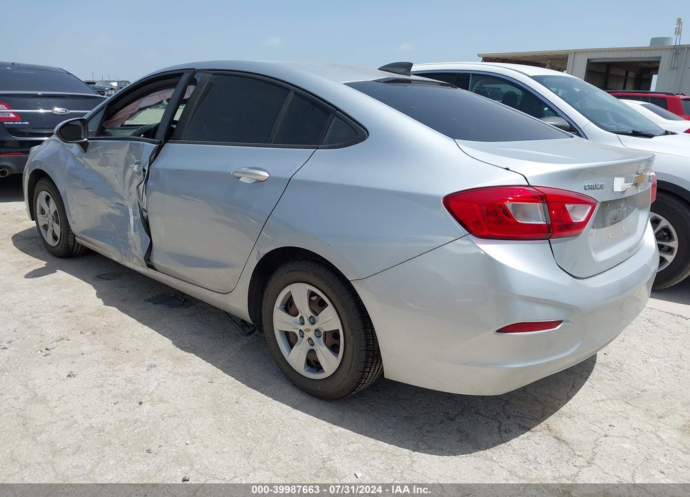2018 CHEVROLET CRUZE VIN: 1G1BC5SM9J7212877