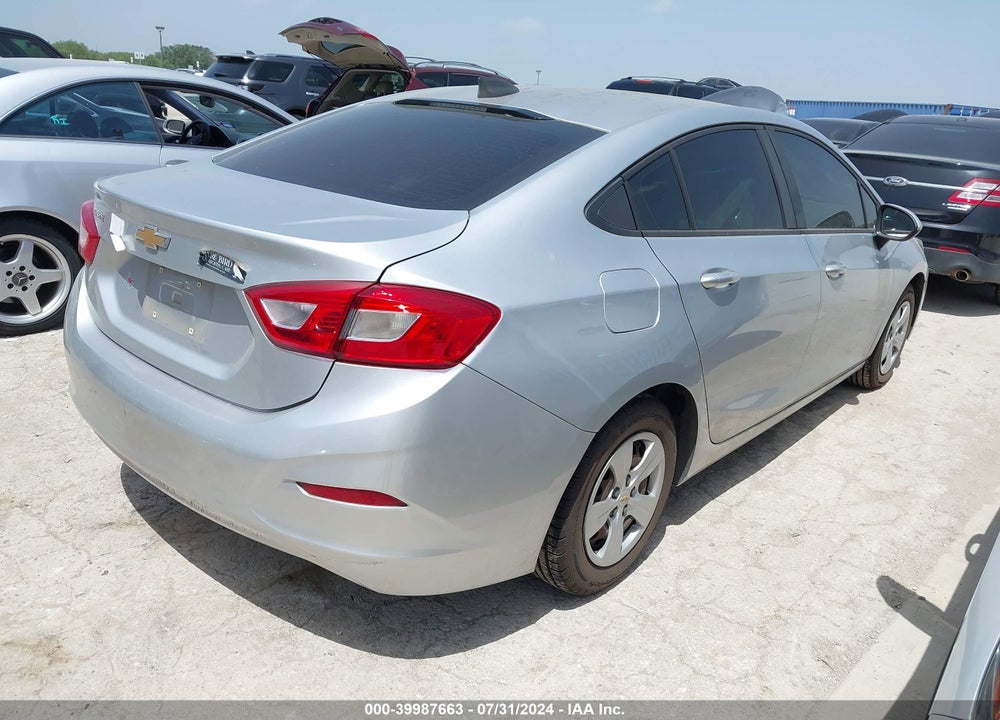 2018 CHEVROLET CRUZE VIN: 1G1BC5SM9J7212877