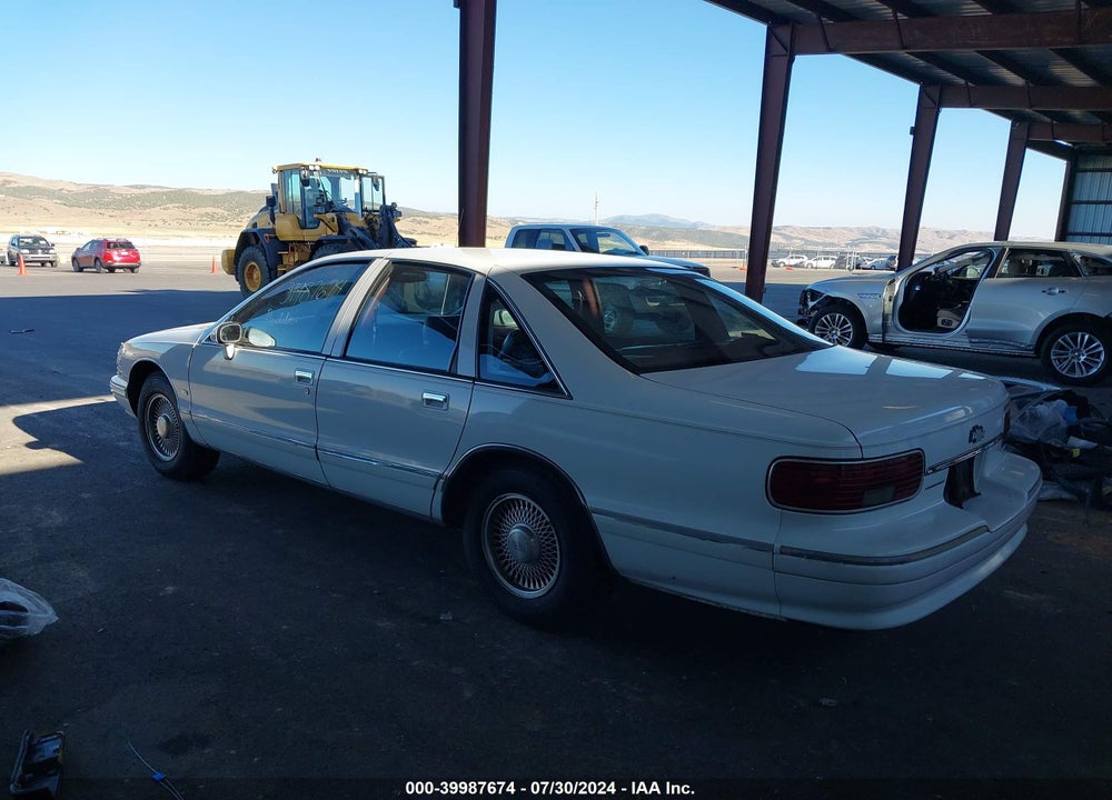 1994 CHEVROLET CAPRICE CLASSIC LS VIN: 1G1BN52W2RR164201