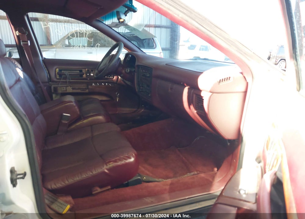 1994 CHEVROLET CAPRICE CLASSIC LS VIN: 1G1BN52W2RR164201