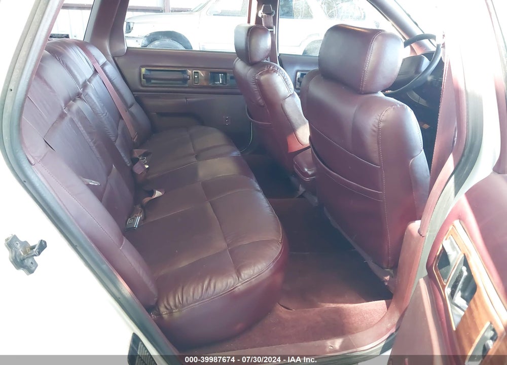 1994 CHEVROLET CAPRICE CLASSIC LS VIN: 1G1BN52W2RR164201