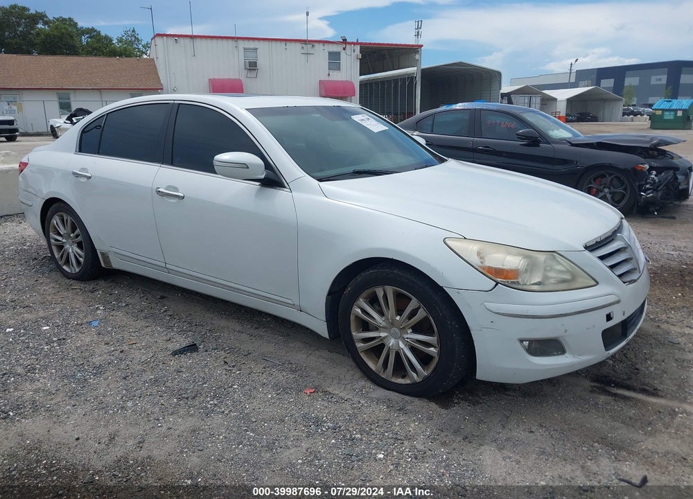 2011 HYUNDAI GENESIS 3.8 VIN: KMHGC4DE0BU122013