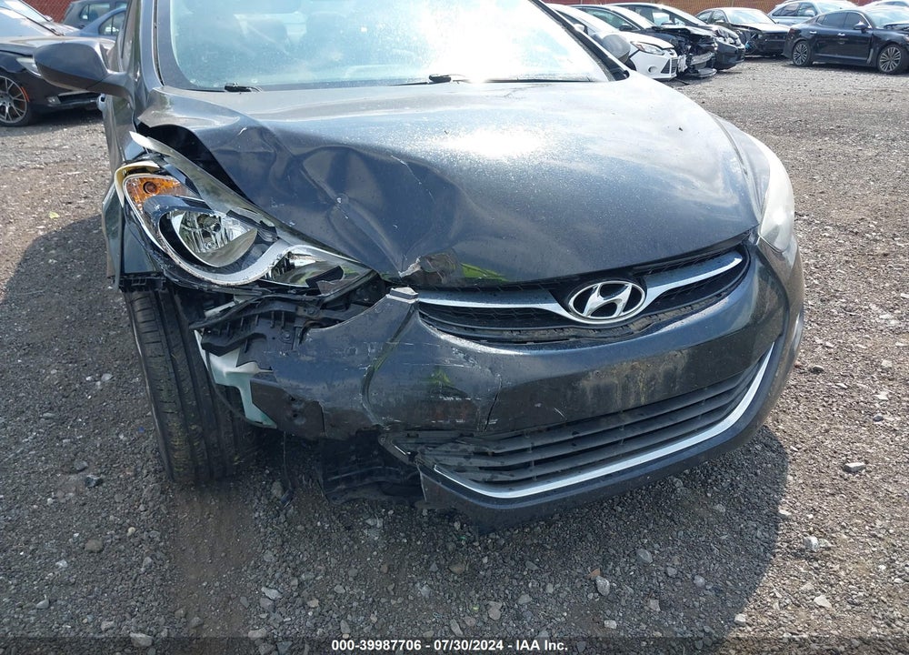 2013 HYUNDAI ELANTRA GLS VIN: 5NPDH4AE6DH168200