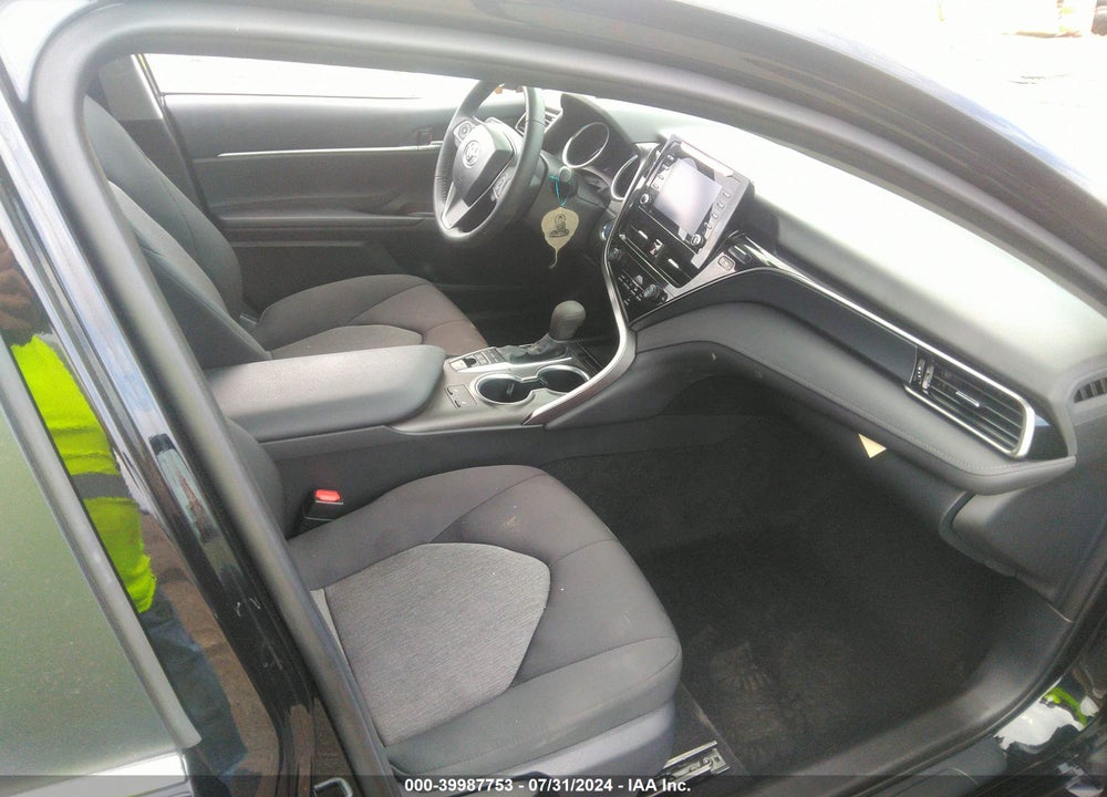 2024 TOYOTA CAMRY HYBRID LE VIN: 4T1C31AK7RU060370
