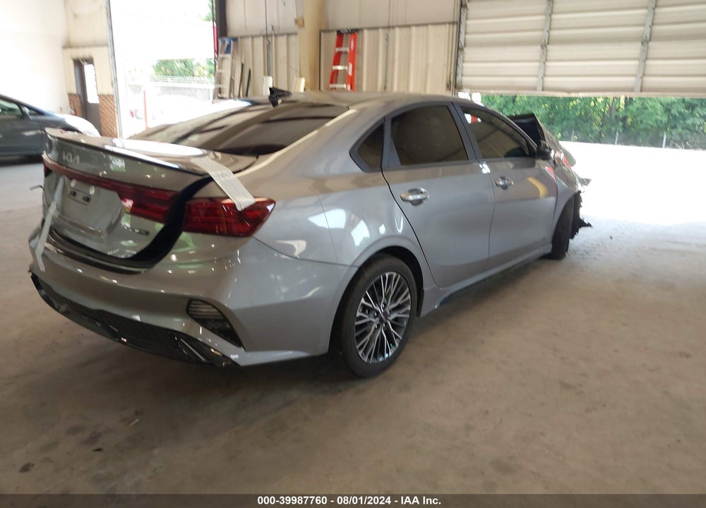 2024 KIA FORTE GT LINE VIN: 3KPF54AD2RE691203