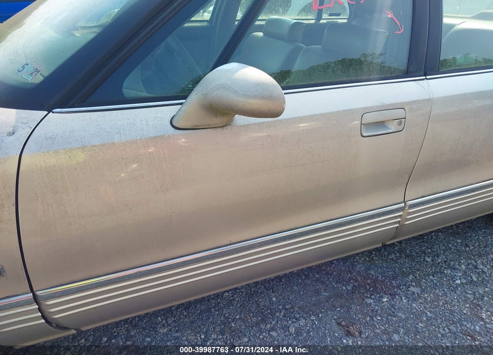 1994 OLDSMOBILE 98 REGENCY VIN: 1G3CX52L8R4315048