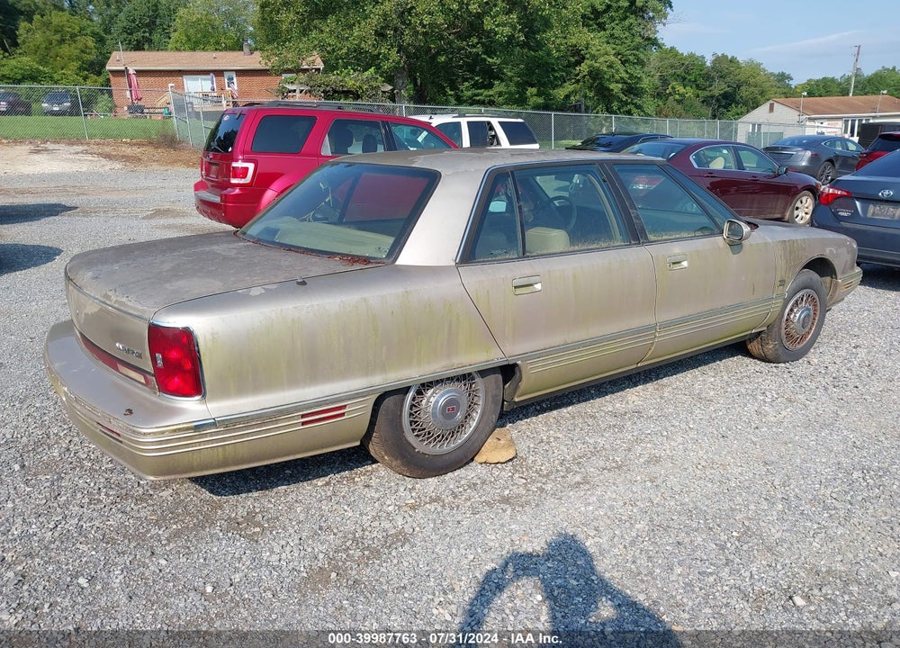 1994 OLDSMOBILE 98 REGENCY VIN: 1G3CX52L8R4315048