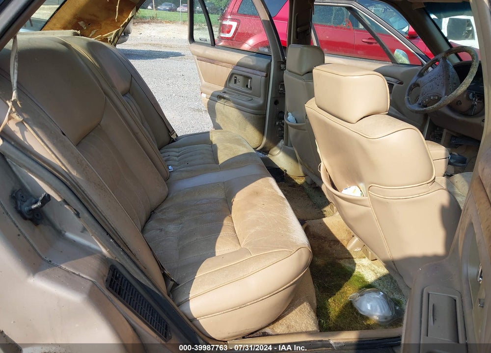 1994 OLDSMOBILE 98 REGENCY VIN: 1G3CX52L8R4315048