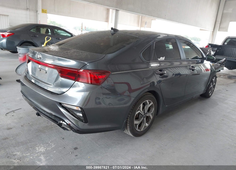 2019 KIA FORTE LXS VIN: 3KPF24AD3KE045859
