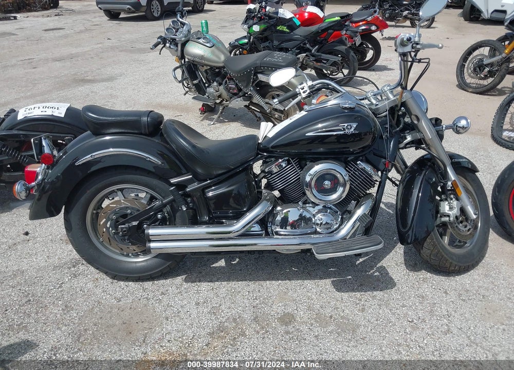 2004 YAMAHA XVS1100 A VIN: JYAVP11E94A052093