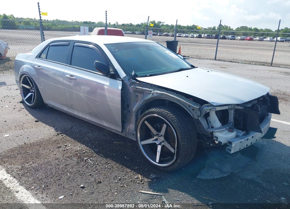 2020 CHRYSLER 300 TOURING VIN: 2C3CCAAG9LH137528