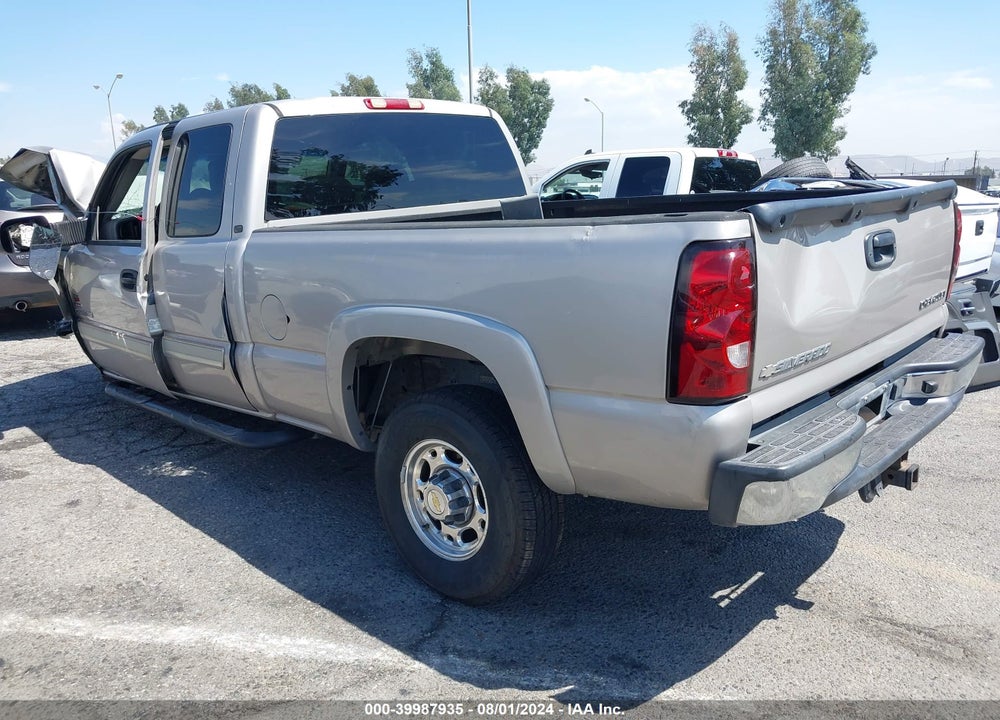 2004 CHEVROLET SILVERADO 2500HD LT VIN: 1GCHC29294E349337