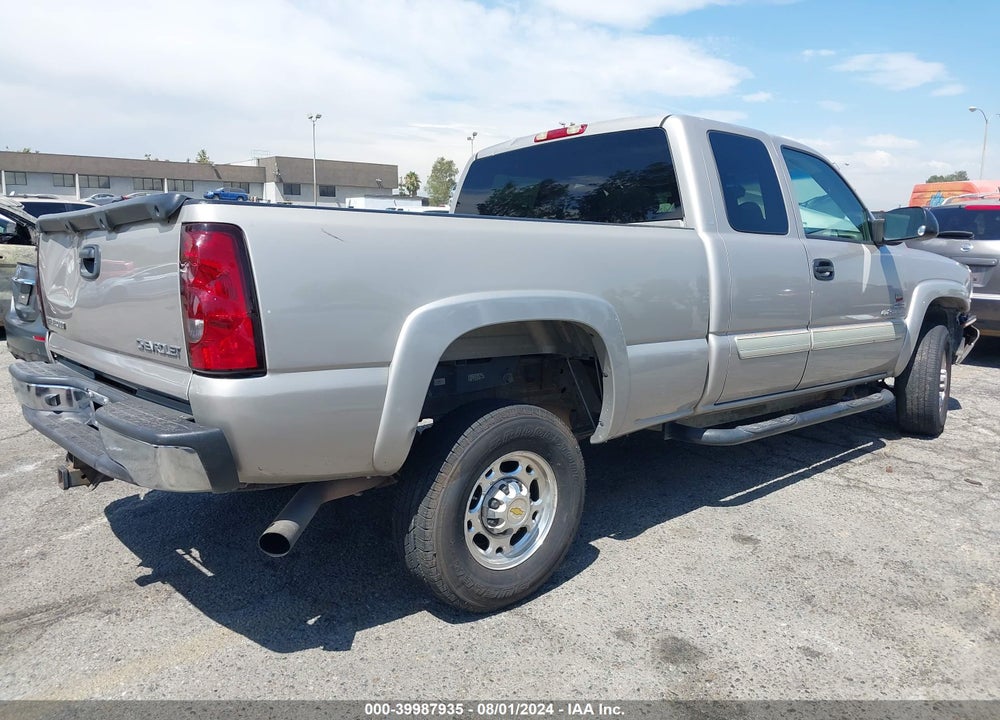 2004 CHEVROLET SILVERADO 2500HD LT VIN: 1GCHC29294E349337