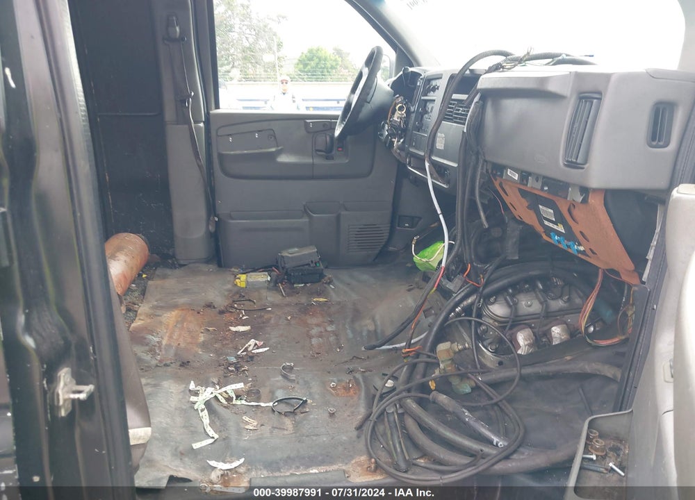 2005 CHEVROLET EXPRESS VIN: 1GCHG39UX51200519
