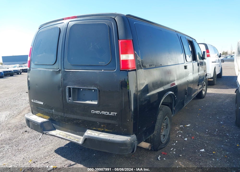 2005 CHEVROLET EXPRESS VIN: 1GCHG39UX51200519