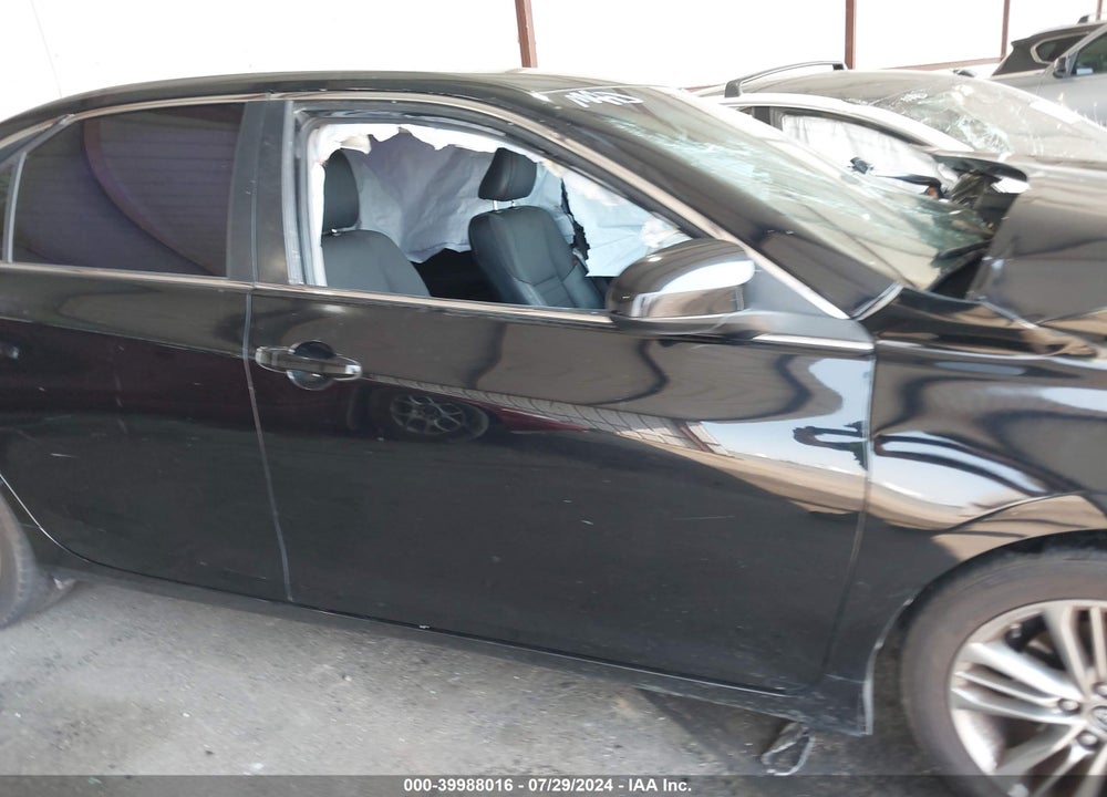 2016 TOYOTA CAMRY SE VIN: 4T1BF1FK4GU524885