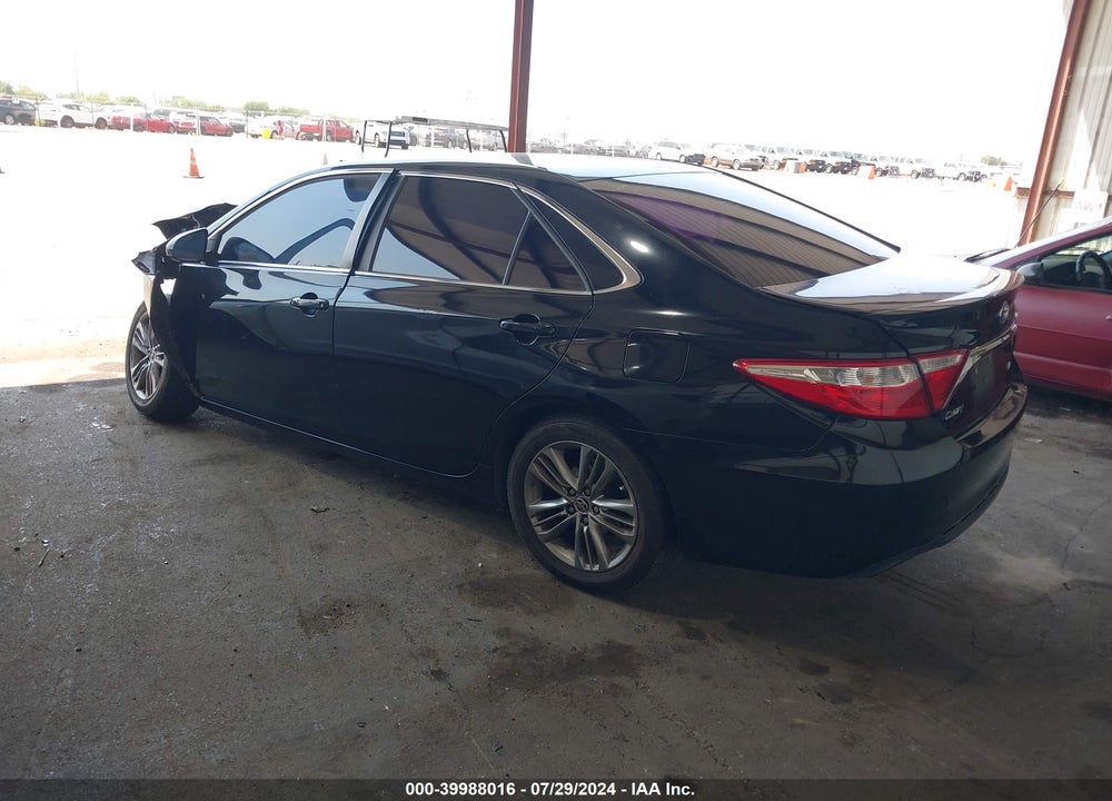 2016 TOYOTA CAMRY SE VIN: 4T1BF1FK4GU524885