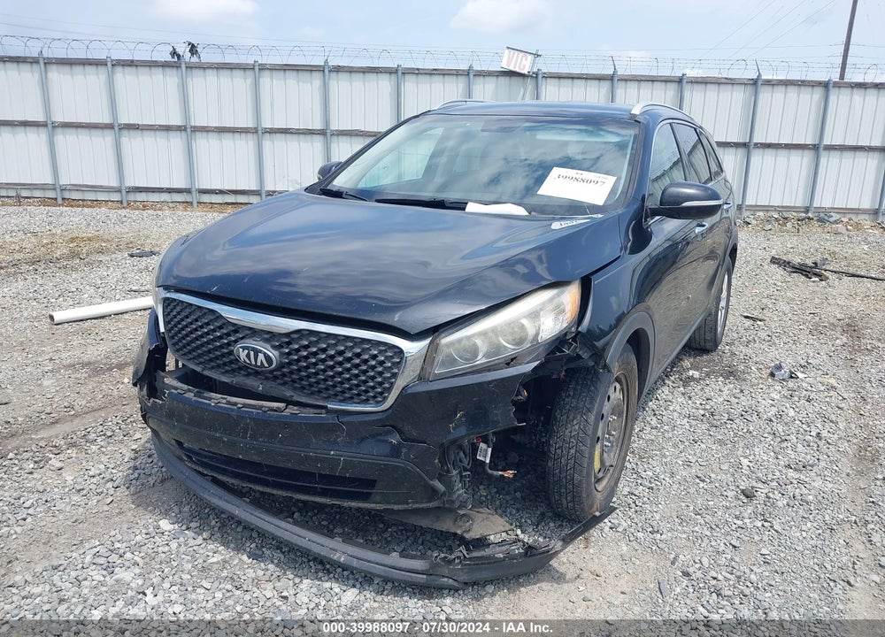 2016 KIA SORENTO 3.3L LX VIN: 5XYPG4A56GG011407