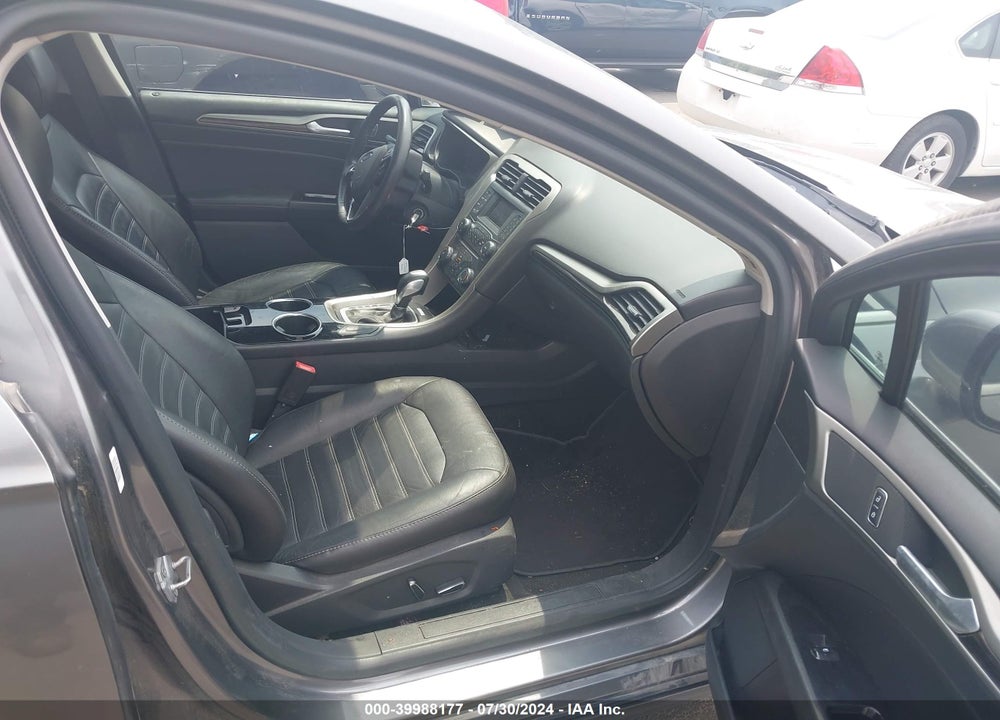 2013 FORD FUSION SE VIN: 3FA6P0HR8DR193258