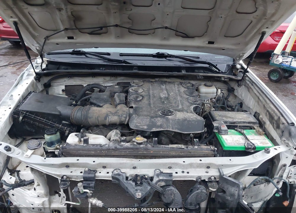 2011 TOYOTA 4RUNNER SR5 V6 VIN: JTEBU5JR0B5050101