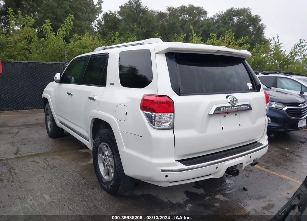 2011 TOYOTA 4RUNNER SR5 V6 VIN: JTEBU5JR0B5050101