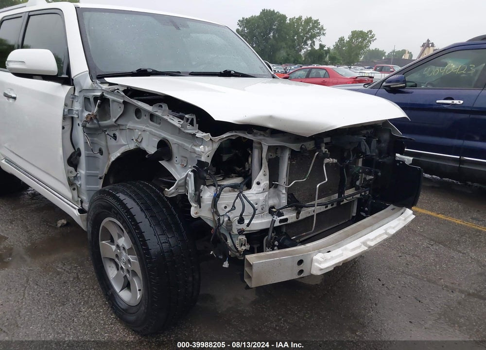 2011 TOYOTA 4RUNNER SR5 V6 VIN: JTEBU5JR0B5050101