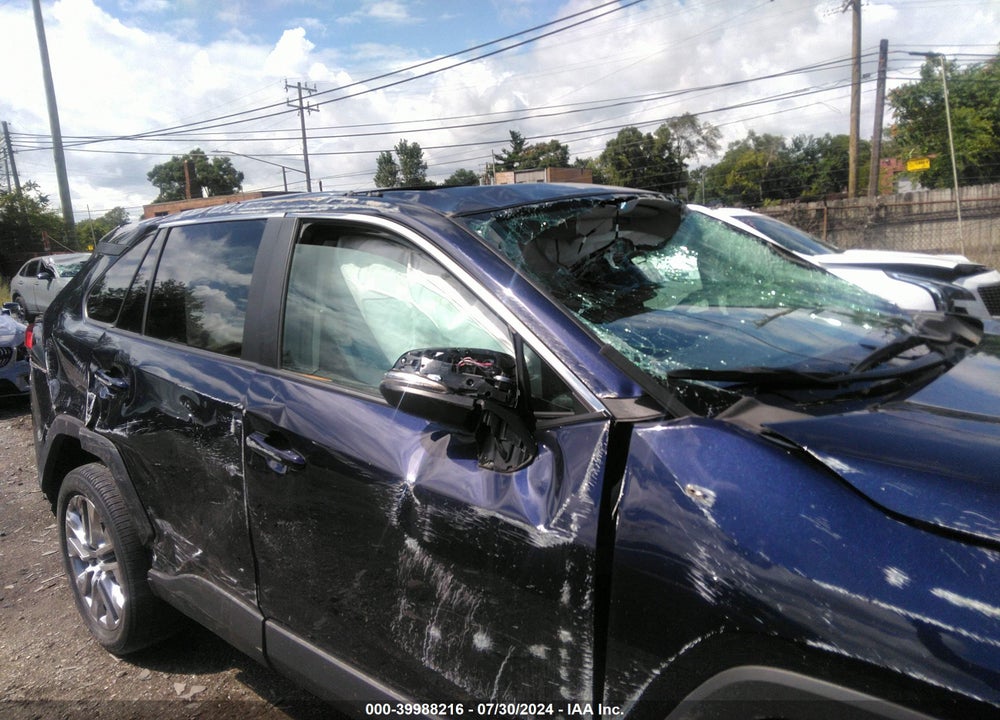 2021 TOYOTA RAV4 XLE PREMIUM VIN: 2T3A1RFV3MC145545