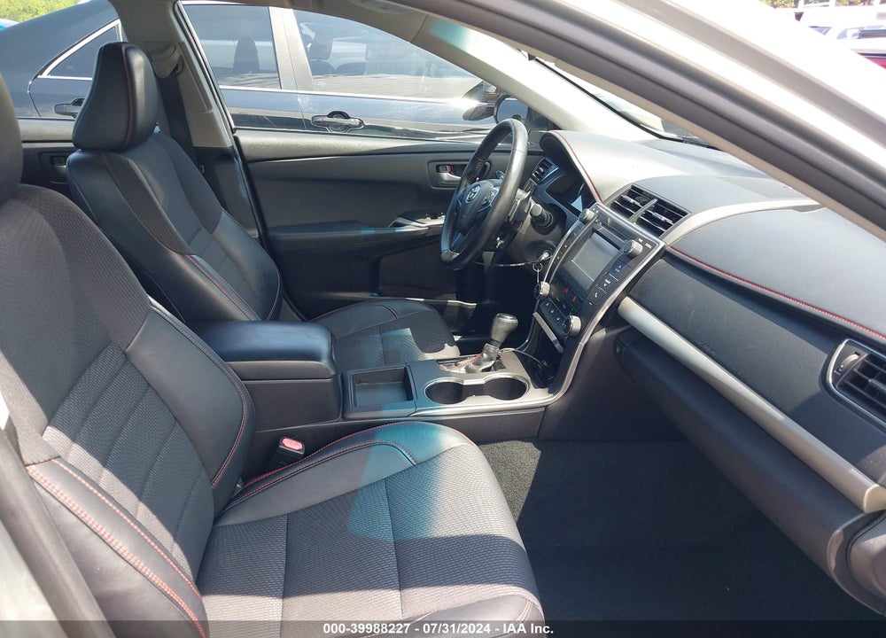 2016 TOYOTA CAMRY SE VIN: 4T1BF1FK5GU179401