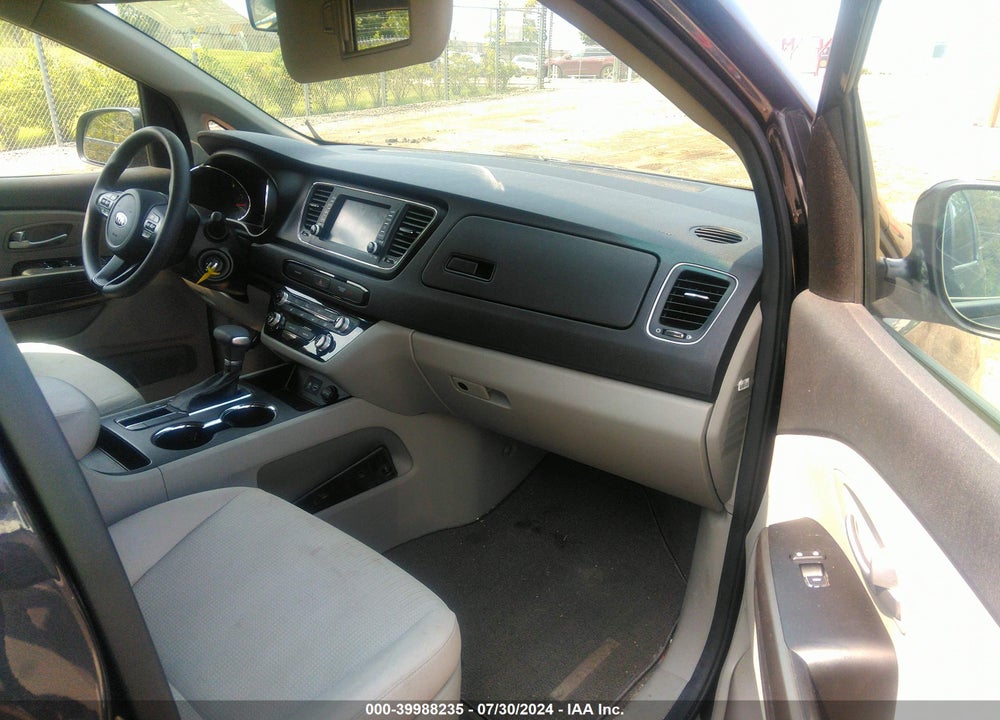 2019 KIA SEDONA LX VIN: KNDMB5C19K6541481