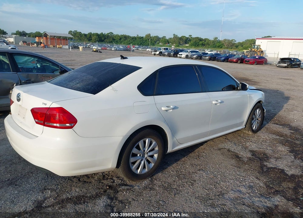 2015 VOLKSWAGEN PASSAT 1.8T WOLFSBURG EDITION VIN: 1VWAT7A39FC101958