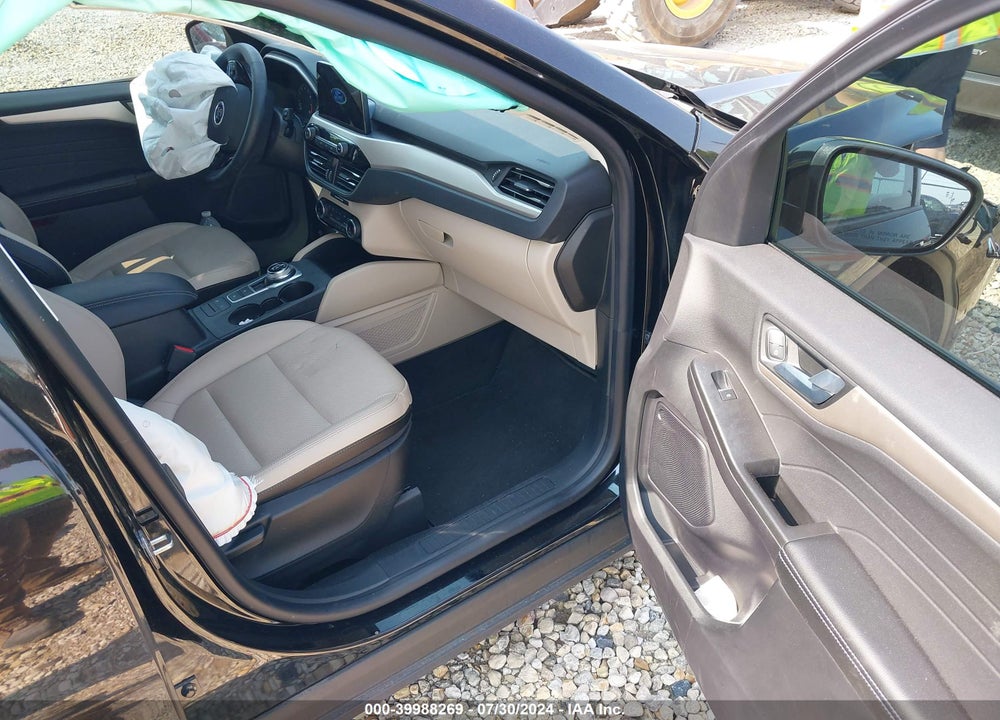 2022 FORD ESCAPE VIN: 1FMCU0H63NUB78247