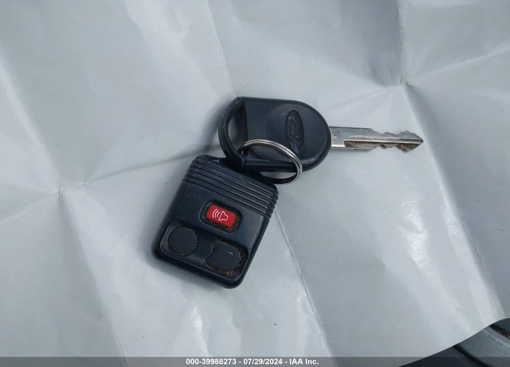 2005 FORD ESCAPE LIMITED VIN: 1FMYU94125KA63333