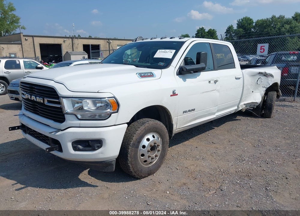 2019 RAM 3500 BIG HORN  4X4 8' BOX VIN: 3C63RRHL7KG533555