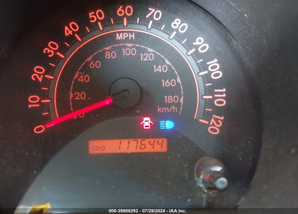 2011 TOYOTA TUNDRA GRADE 5.7L V8 VIN: 5TFRY5F18BX114173