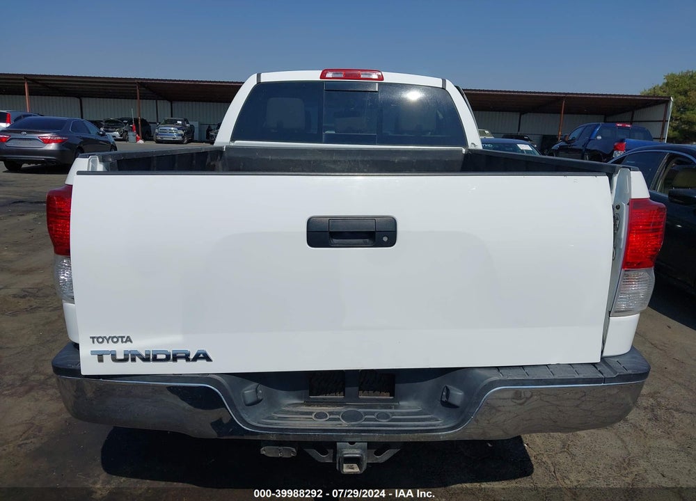 2011 TOYOTA TUNDRA GRADE 5.7L V8 VIN: 5TFRY5F18BX114173