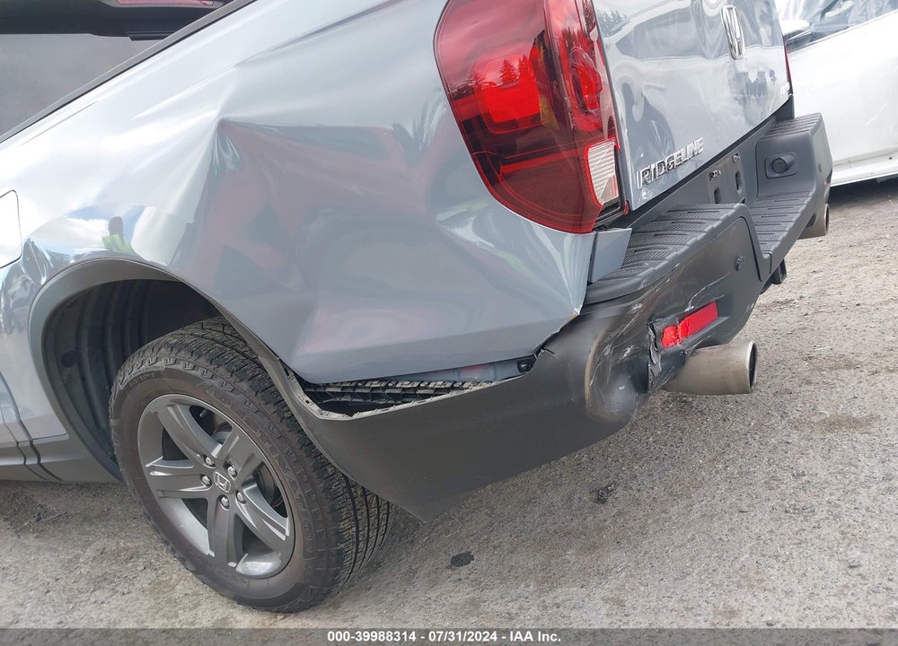 2022 HONDA RIDGELINE RTL-E VIN: 5FPYK3F79NB018872