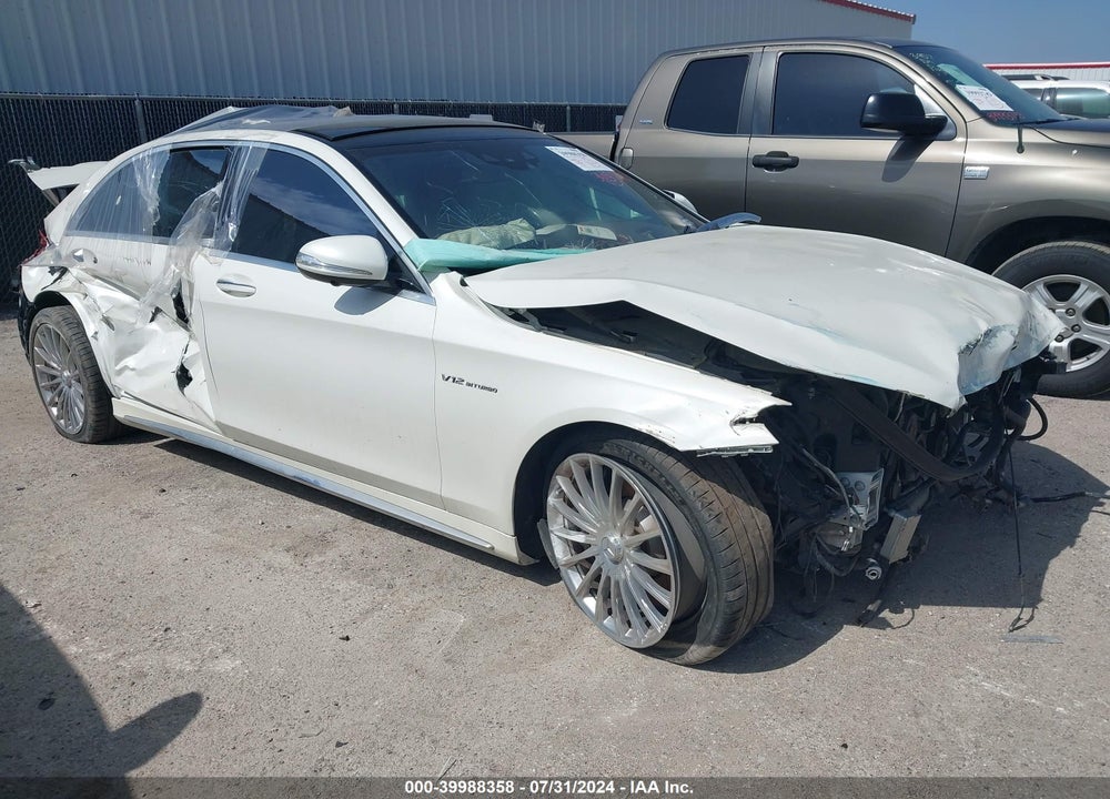 2015 MERCEDES-BENZ S 65 AMG VIN: WDDUG7KB0FA083636