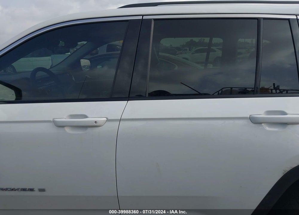 2023 JEEP GRAND CHEROKEE LIMITED 4X4 VIN: 1C4RJHBG3PC530307