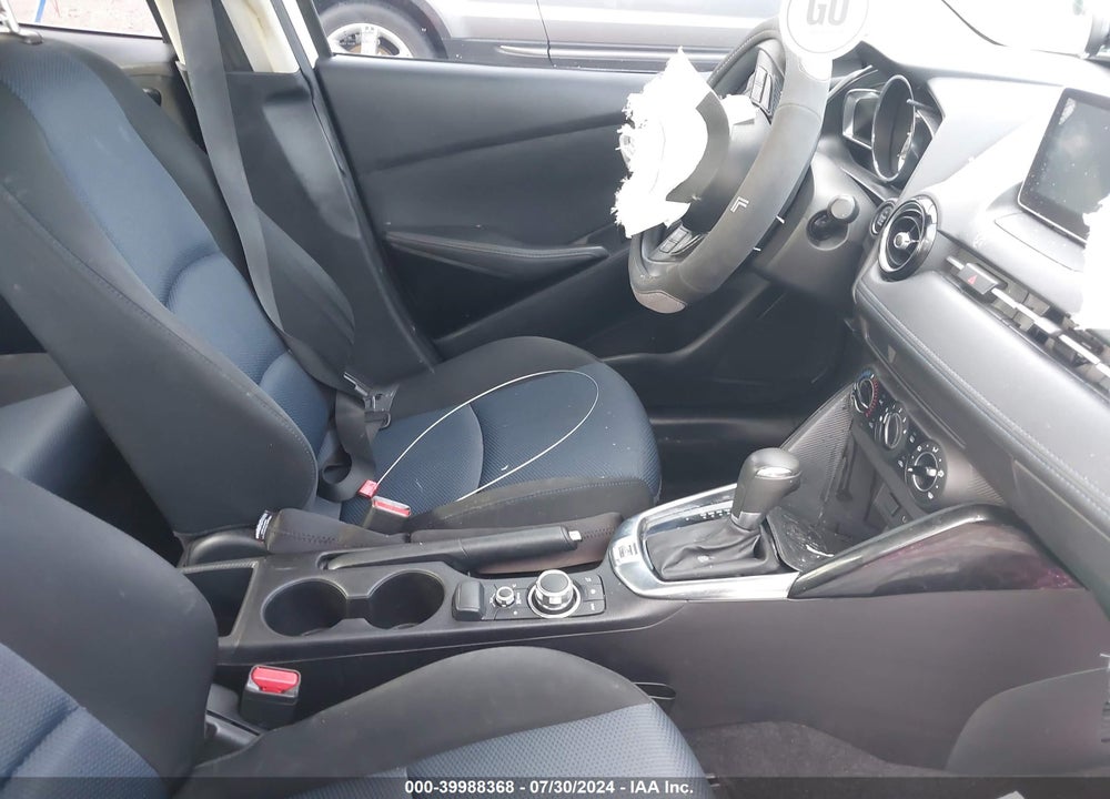 2016 SCION IA VIN: 3MYDLBZV6GY132703