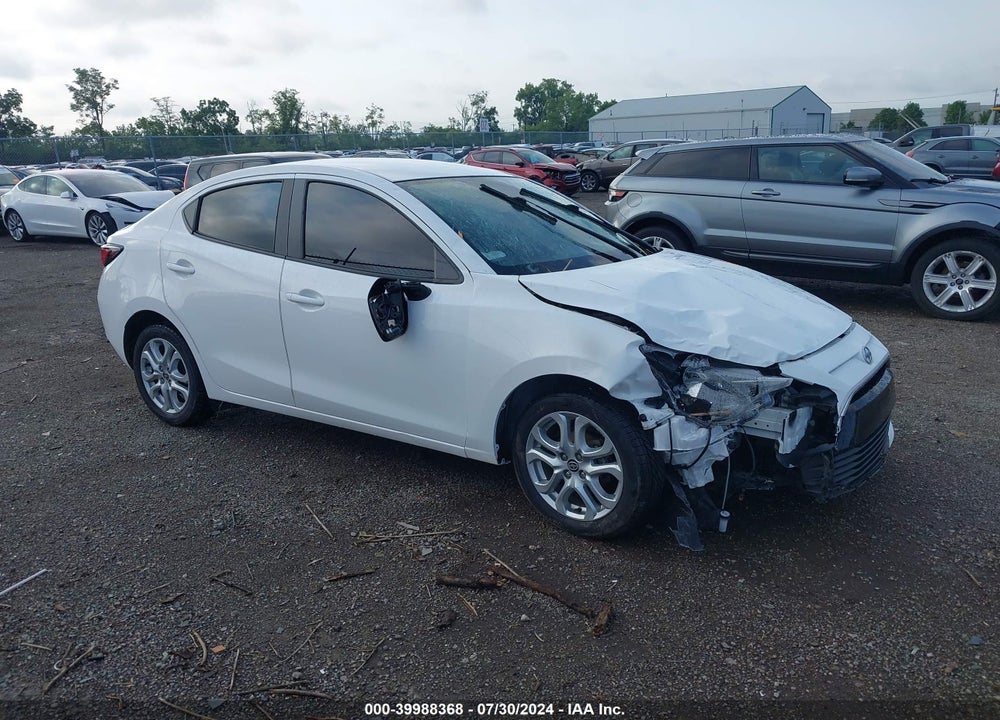 2016 SCION IA VIN: 3MYDLBZV6GY132703