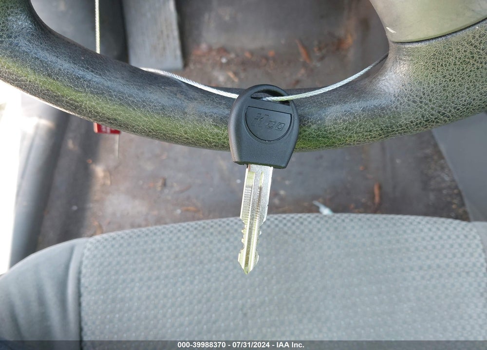 2006 SUZUKI FORENZA VIN: KL5JD56Z86K325168