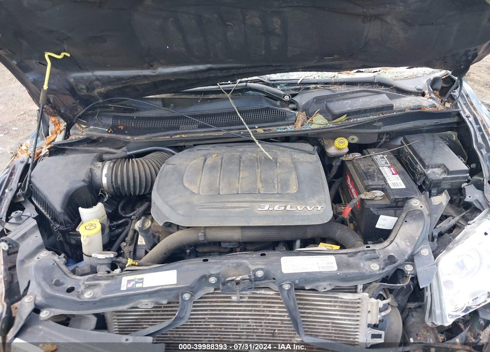 2013 CHRYSLER TOWN & COUNTRY VIN: 2C4RC1BG4DR657104