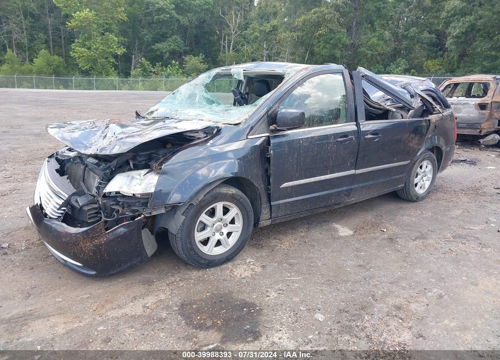 2013 CHRYSLER TOWN & COUNTRY VIN: 2C4RC1BG4DR657104