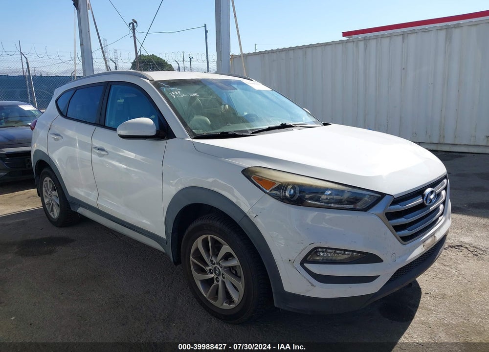 2017 HYUNDAI TUCSON SE VIN: KM8J33A47HU400569