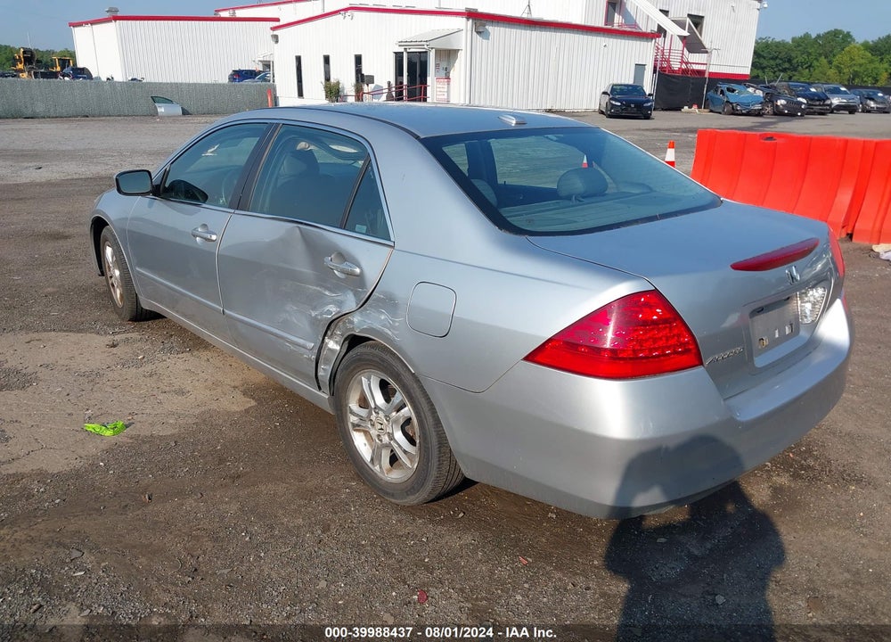 2007 HONDA ACCORD 2.4 EX VIN: 1HGCM56877A084724