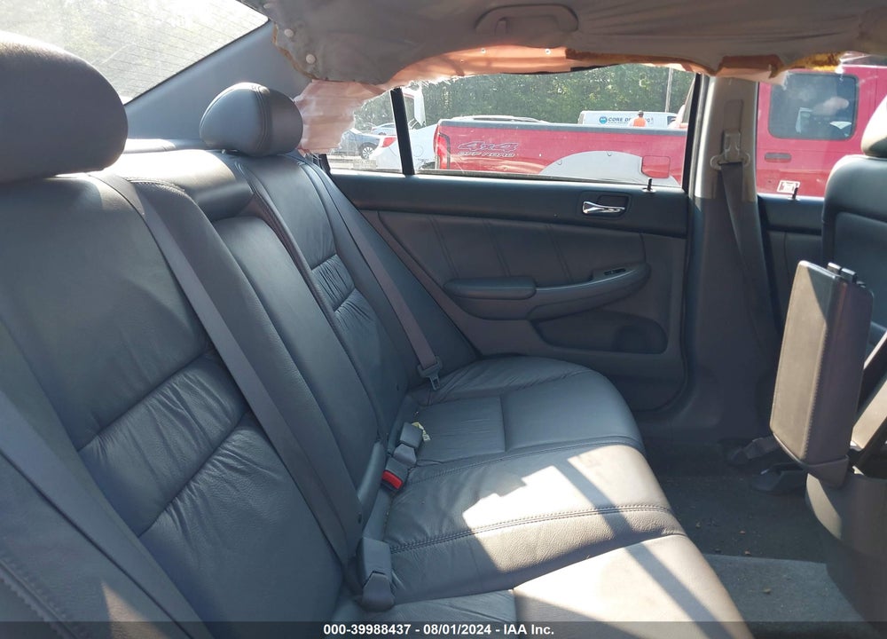 2007 HONDA ACCORD 2.4 EX VIN: 1HGCM56877A084724