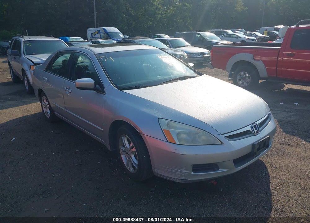 2007 HONDA ACCORD 2.4 EX VIN: 1HGCM56877A084724